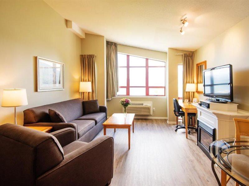 Harrison Beach Hotel Harrison Hot Springs Dış mekan fotoğraf