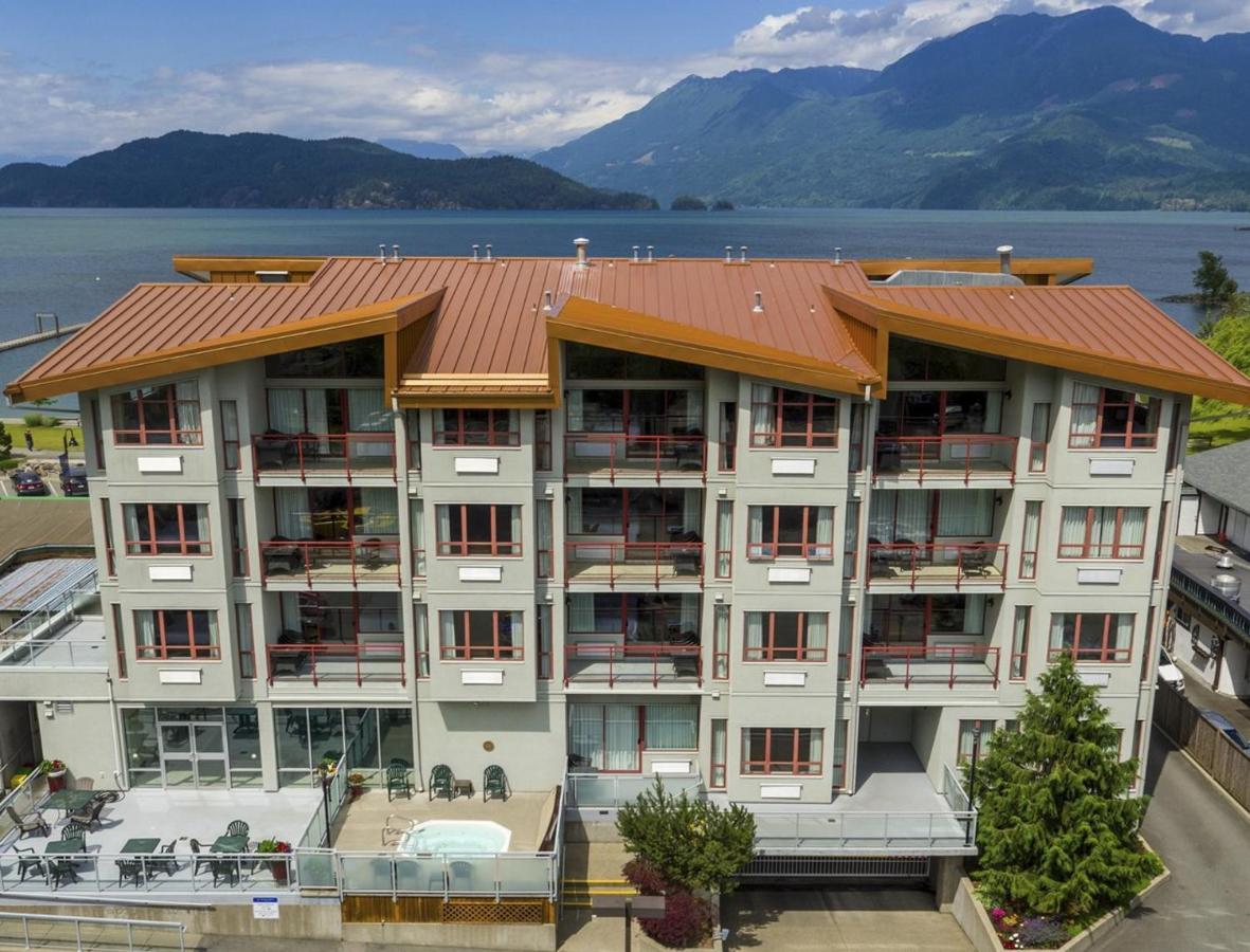 Harrison Beach Hotel Harrison Hot Springs Dış mekan fotoğraf