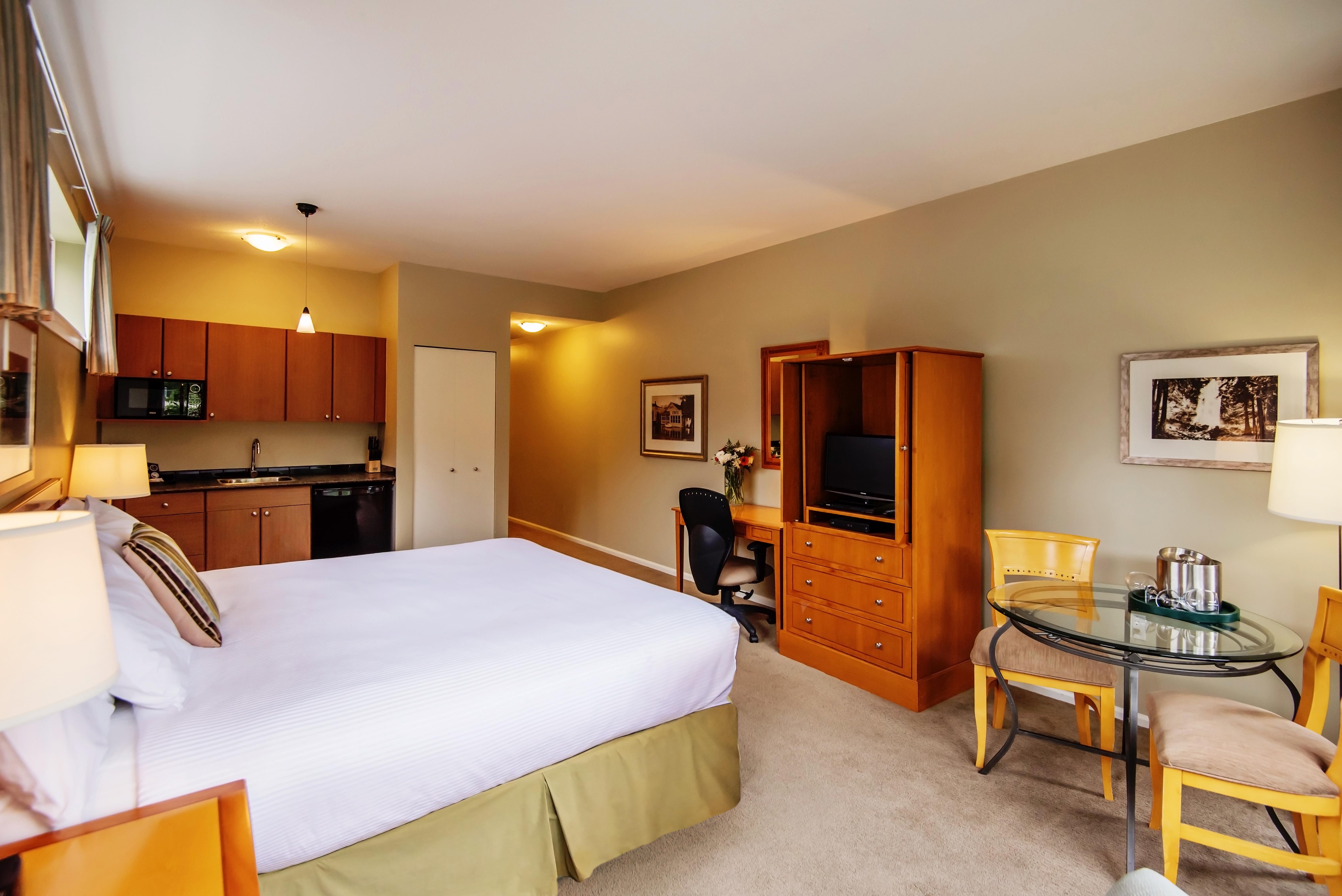 Harrison Beach Hotel Harrison Hot Springs Dış mekan fotoğraf